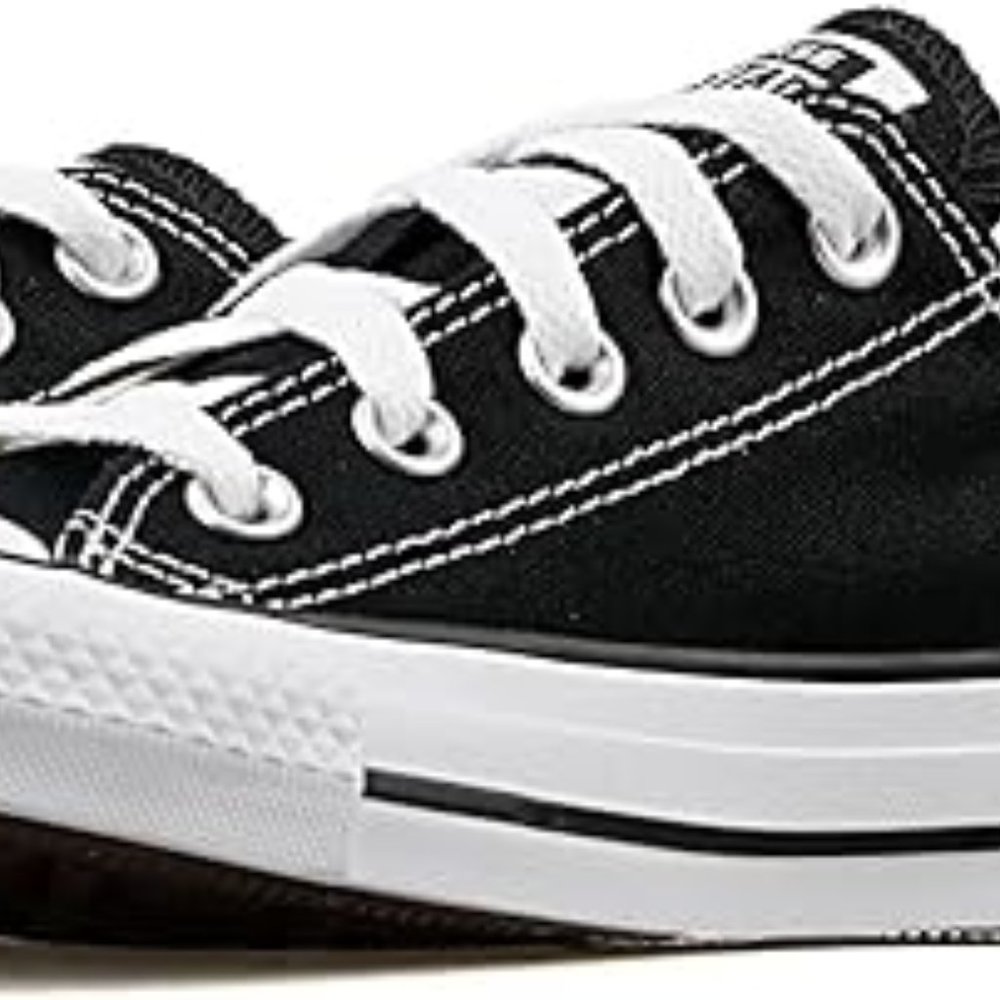 Converse All Star Sneakers - Size 6 (Mens/8 (Womens)